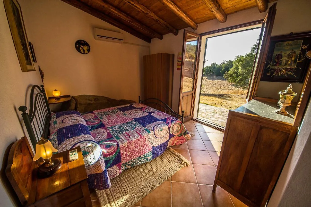 Bed & Breakfast B&B I Menhir Sorgono
